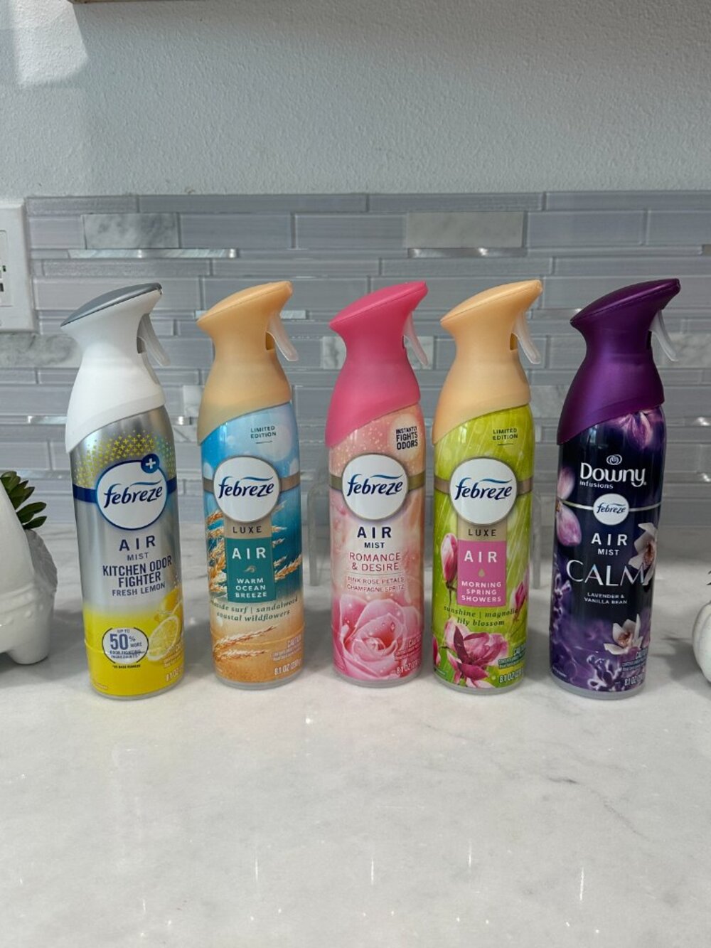 Febreze / Downy Air Mist Sprays – Sold Individually - Picture 2 of 8